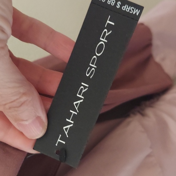 TAHARI SPORT Diagonal Color Block Dolman Sleeve Pullover Top - Picture 10 of 11